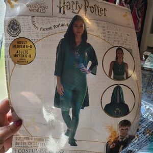 Harry Potter Slytherin Quidditch Costume. Med. 6/8 new